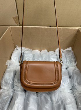 出口西班牙新款棕色马鞍包磁扣翻盖斜挎包单肩包