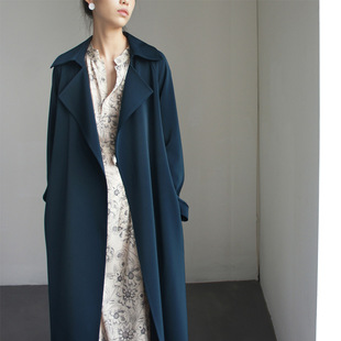 过膝风衣翻领时髦女装 孔雀蓝风衣哑光缎棉中长款 外套 新款 2020春季