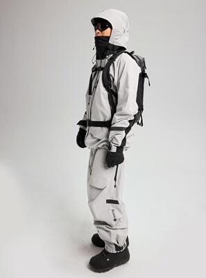 Burton X Fragment藤原浩大闪电联名滑雪服限量款