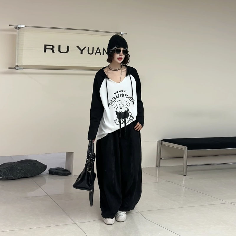 胖妹妹加肥连帽卡通图案拼色长袖上衣2026早秋款大码女装简约小衫