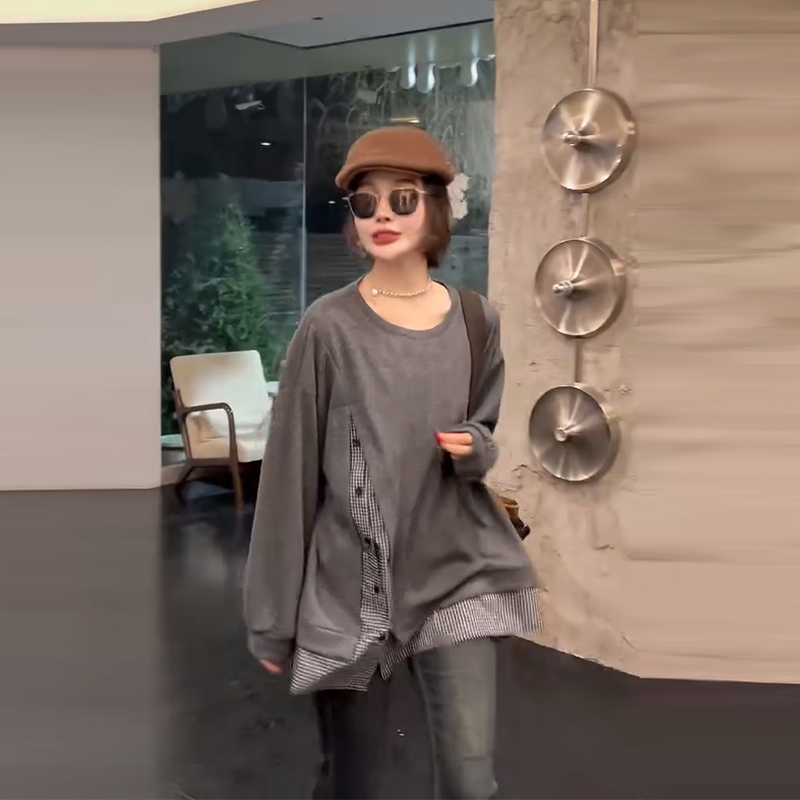 加肥拼条纹底摆长袖假两件上衣