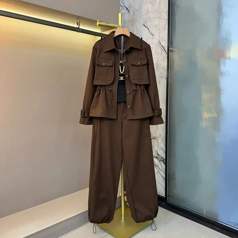 翻领腰带抽绳外套裤脚抽绳长裤