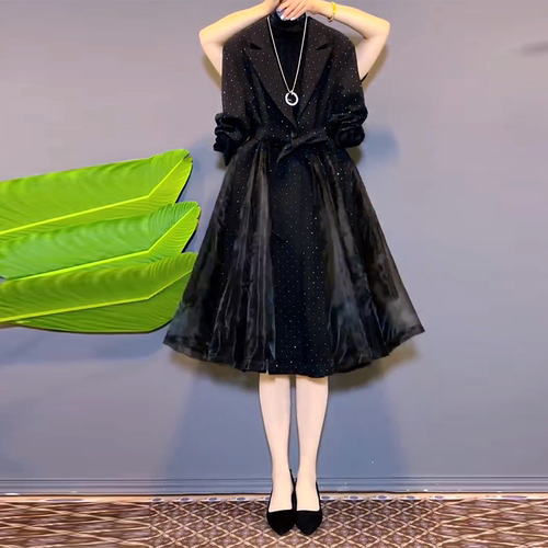 胖mm半开领拼网纱腰带连衣裙-