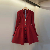 女装 V领纽扣收腰坑条针织衫 胖妹妹韩版 加大码 秋冬款 百搭休闲上衣