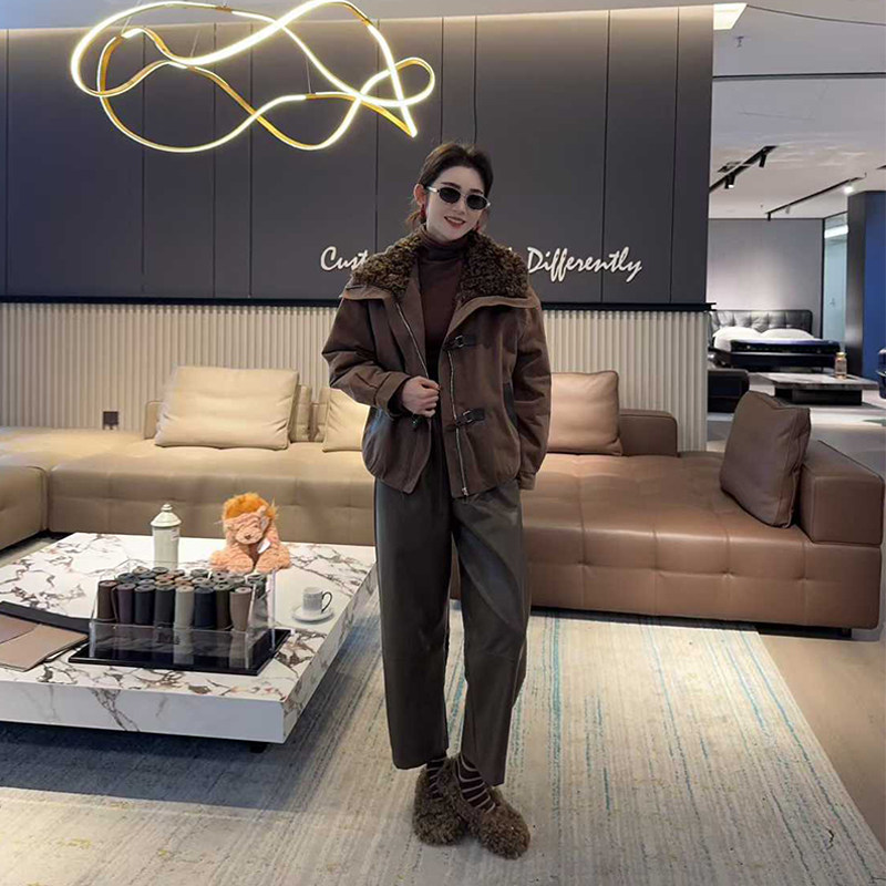 大码女装毛毛大翻领长袖棉服