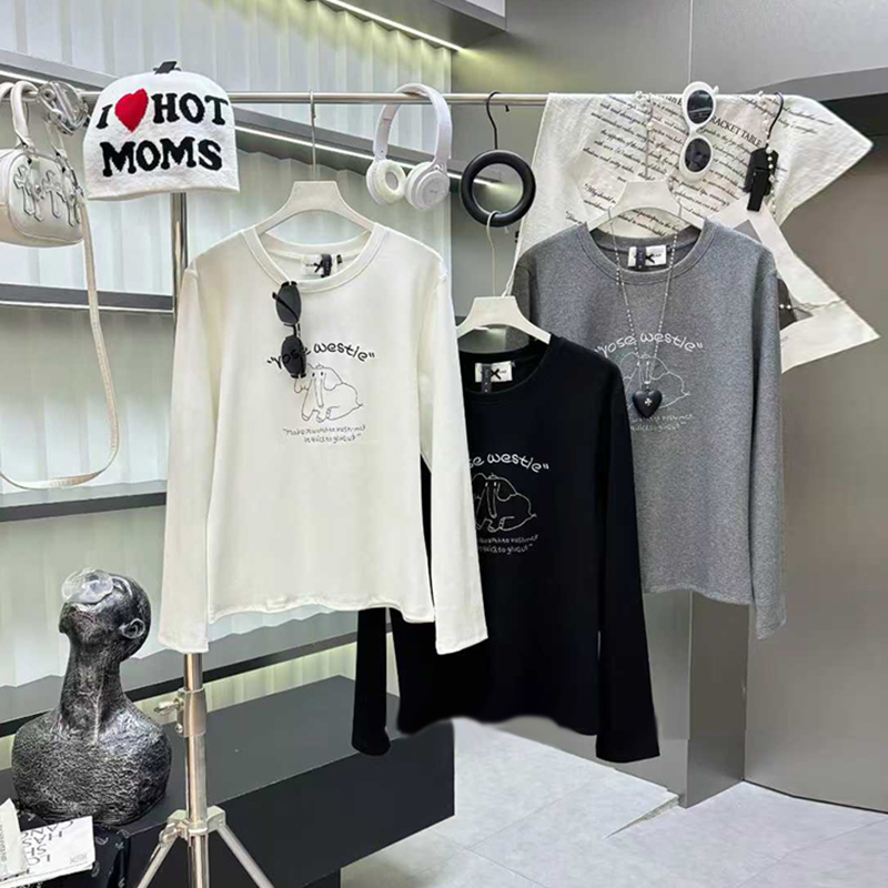 大码女装字母长袖圆领上衣