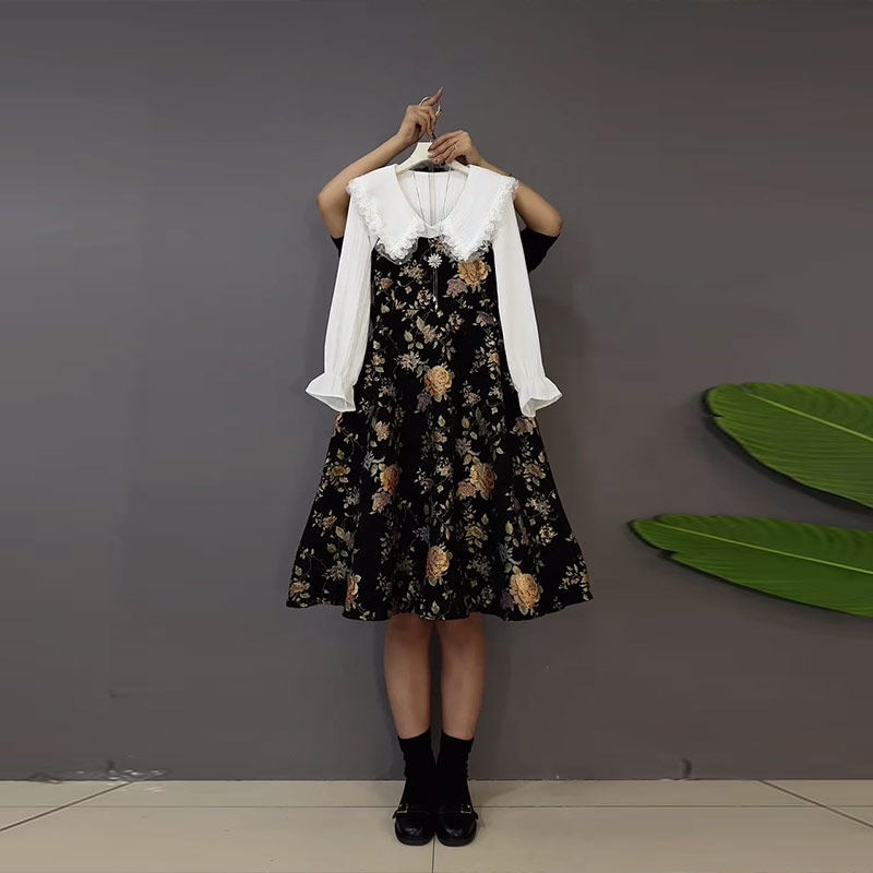 加肥女娃娃领蕾丝边长袖衬衫花朵收腰马甲裙胖妹妹气质减龄两件套