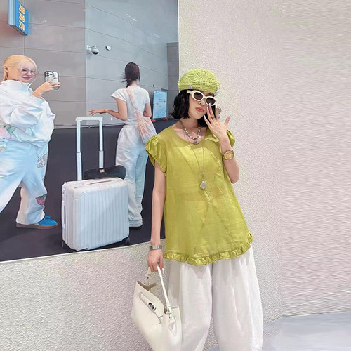 胖妹妹荷叶边底摆短袖上衣