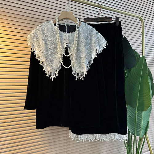 娃娃领钻点上衣半身裙套装