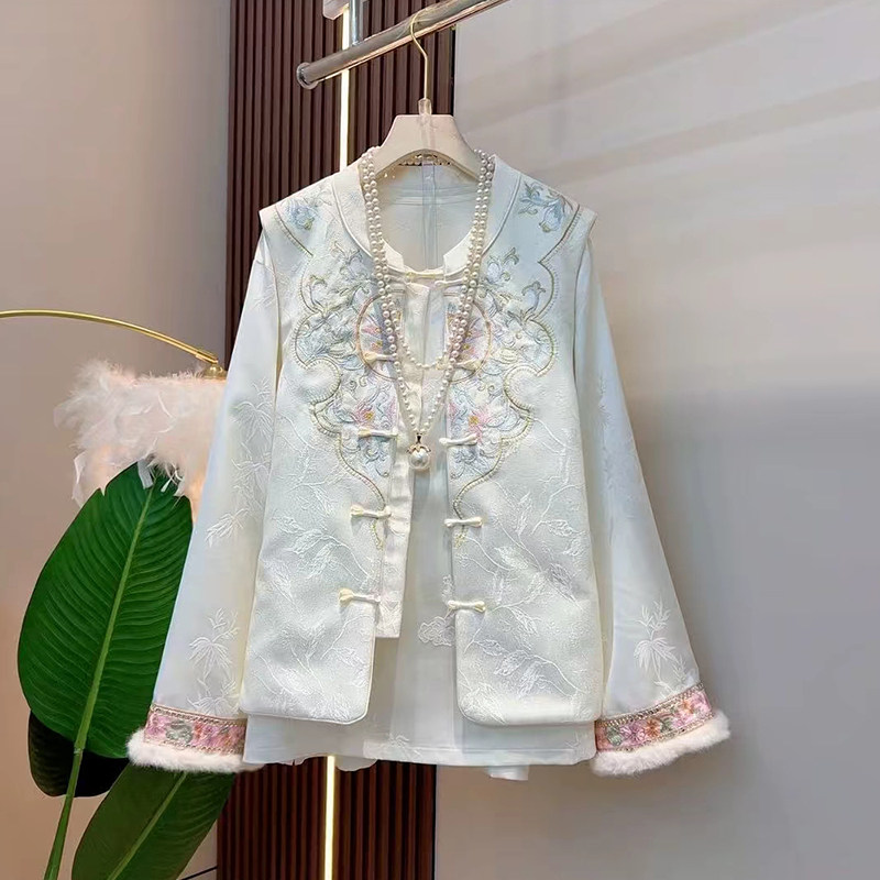 大码女装立领刺绣盘扣国风马甲胖妹妹韩版复古风毛边袖口圆领小衫,女装/女士精品,大码内搭,淘宝优惠券,粉丝福利购,淘宝优惠卷