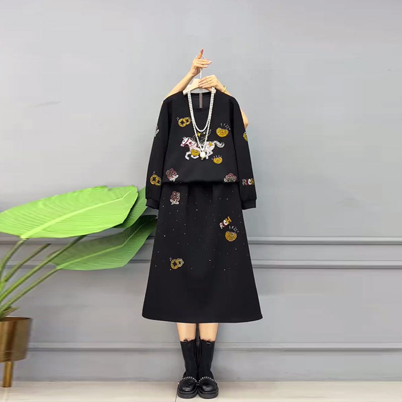 胖MM加肥亮钻图案长袖上衣半身裙韩版减龄大码女装显瘦休闲两件套,女装/女士精品,大码套装,淘宝优惠券,粉丝福利购,淘宝优惠卷