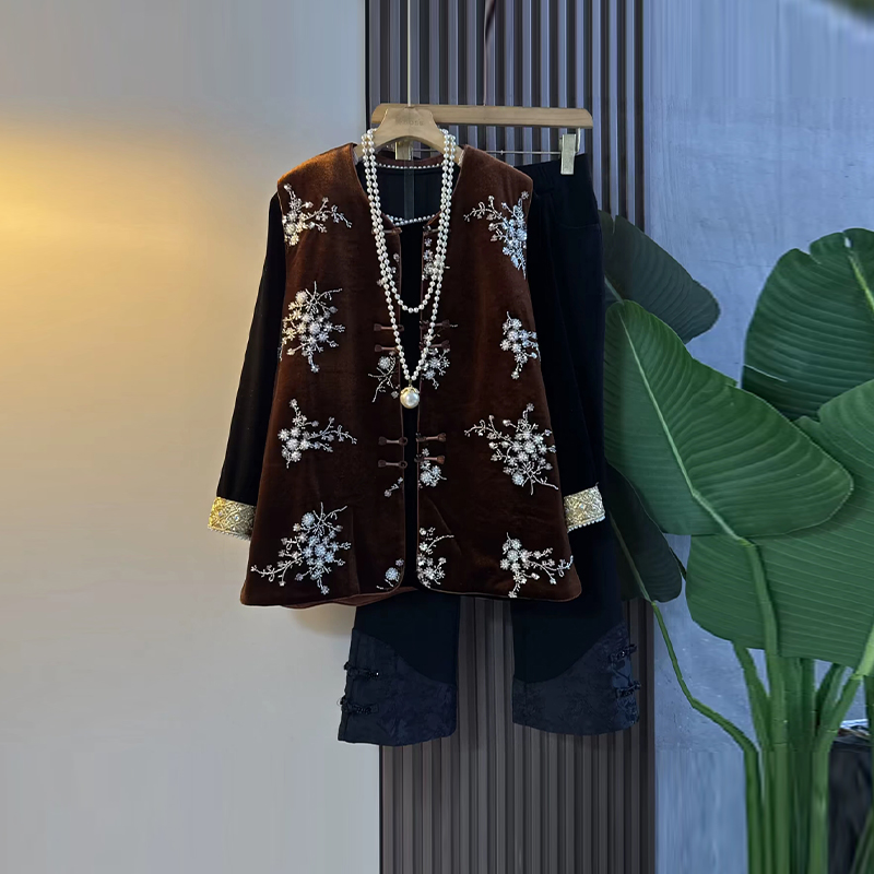 亮钻花马甲拼色袖口小衫裤子