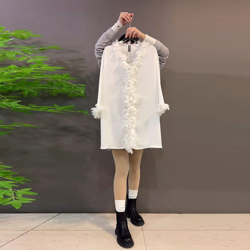 大码女装V领花瓣边长袖大衫