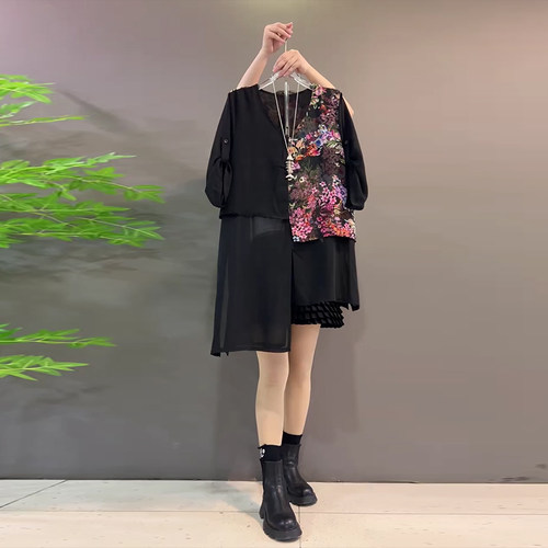 大码女装V领拼接花朵AB版大衫