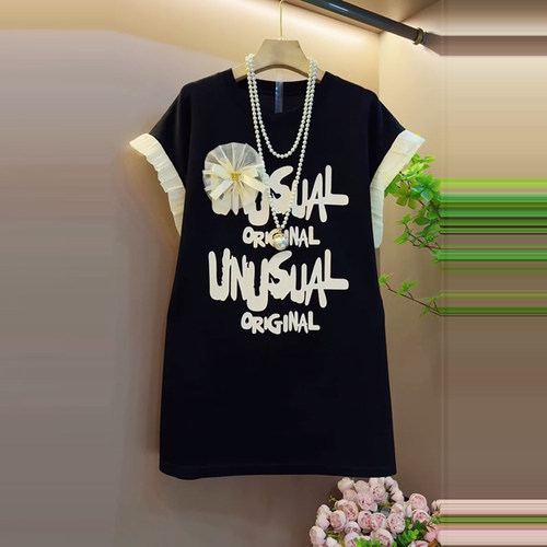 拼色袖口圆领字母上衣