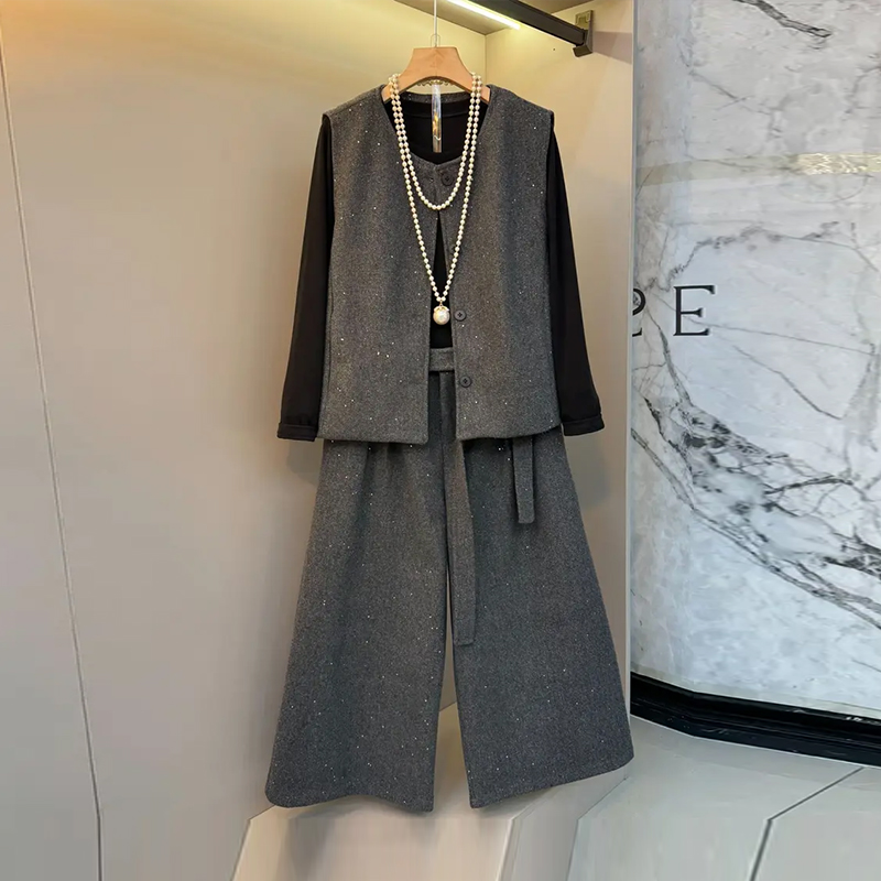 圆领马甲长袖打底衫阔腿长裤套装