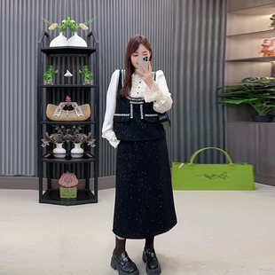 胖妹妹微喇袖口拼亮钻边上衣半身裙加肥大码女装设计感显瘦两件套