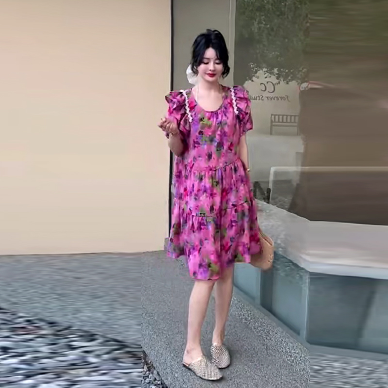 加大码女装圆领压褶钉珠荷叶肩花朵连衣裙胖妹妹夏季款轻熟风裙子