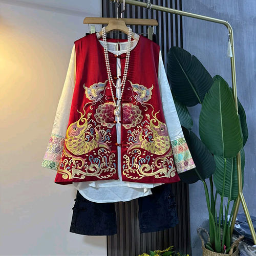 圆领盘扣刺绣马甲打底衫休闲裤