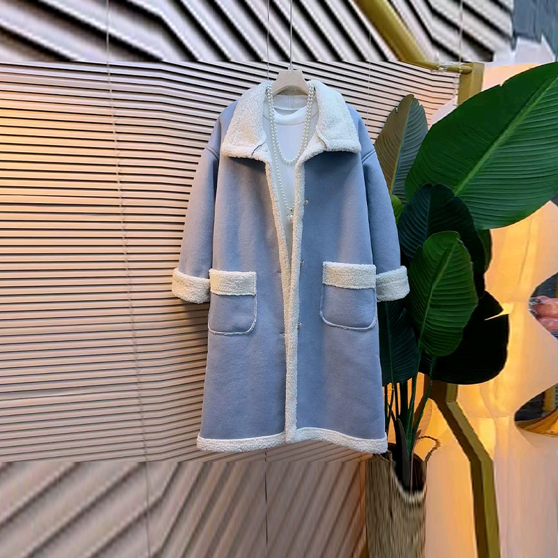 翻领拼色边长袖羊羔毛内里外套