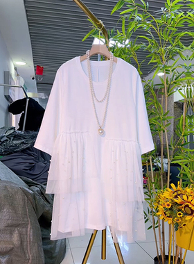 加肥女钉珠底摆圆领连衣裙胖妹妹白色小清新宽松遮肚子简约淑女裙