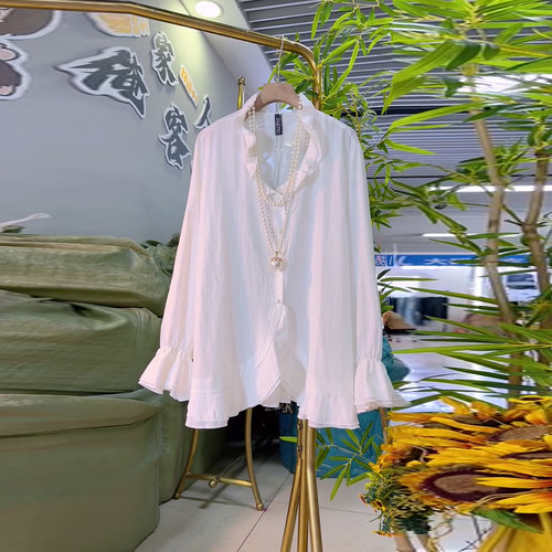 大码女装微喇袖口小衫