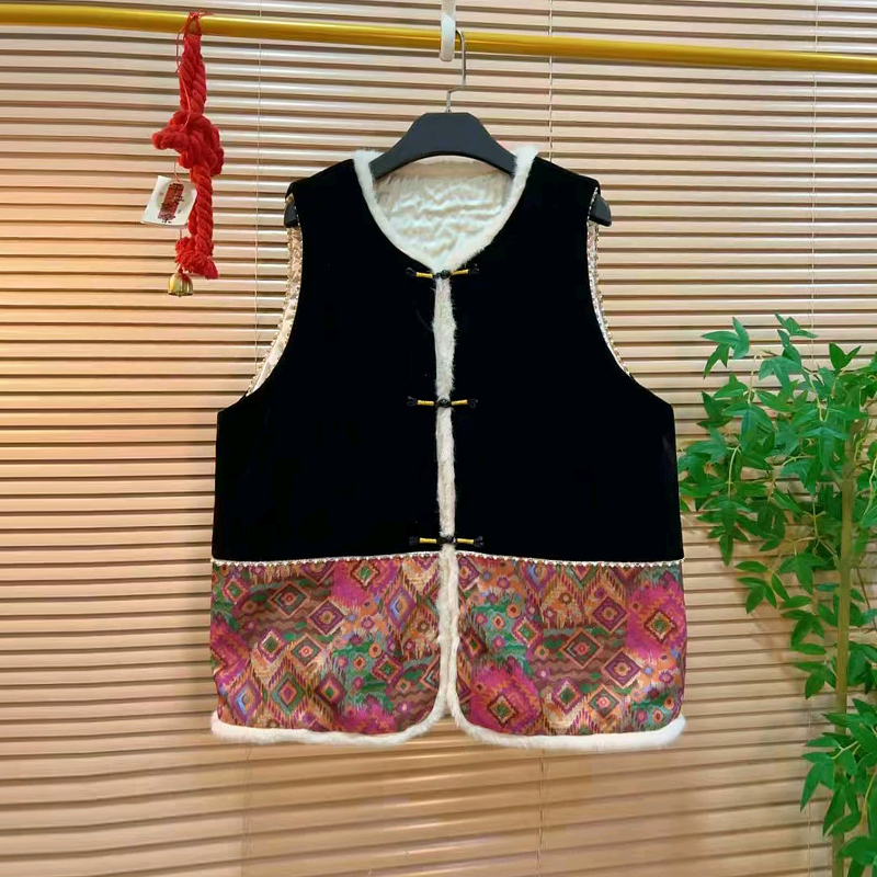 大码女装拼花纹底摆国风马甲