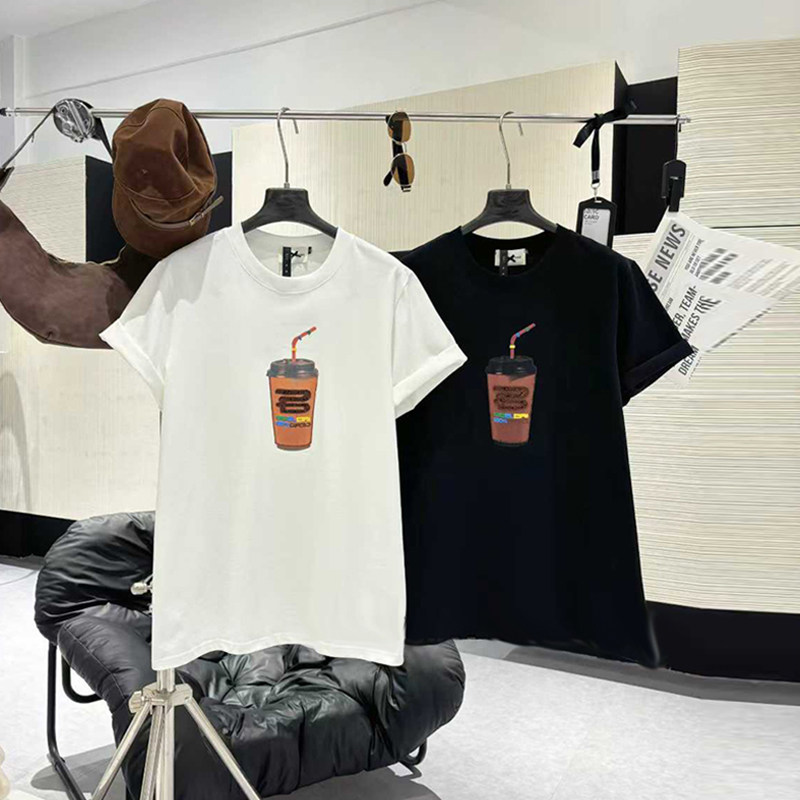 加肥吸管水杯图案短袖上衣