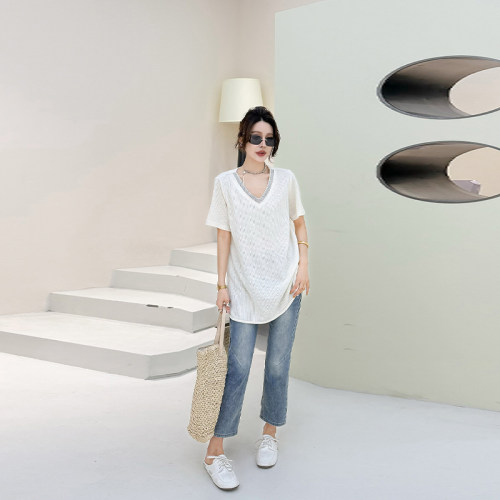 胖妹妹V领亮钻边短袖上衣