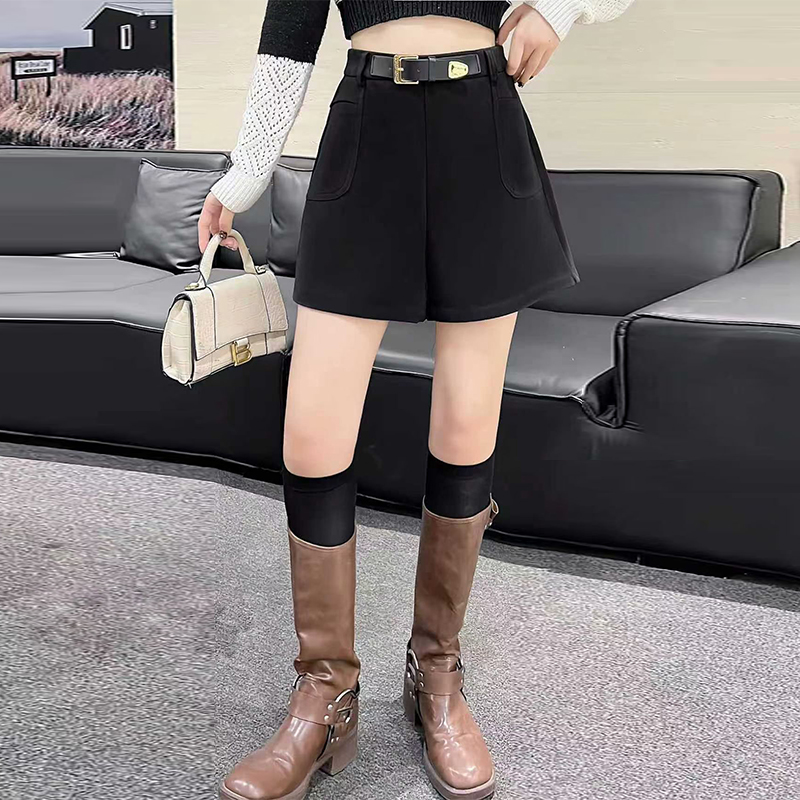 大码女装双兜毛呢短裤