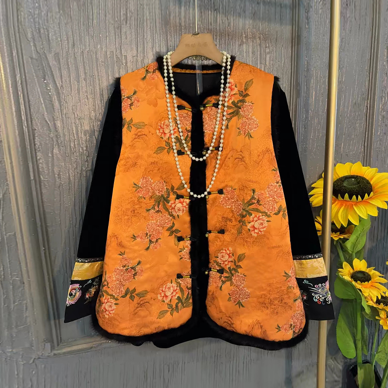 毛边领盘扣棉马甲拼接花朵袖口衫