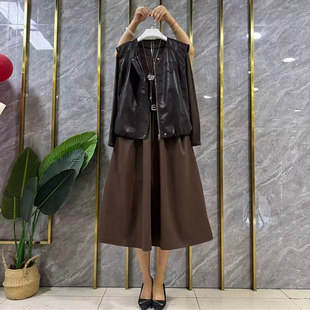 胖MM加肥拉链皮马甲长袖收腰连衣裙2026秋季款大码女装欧货两件套