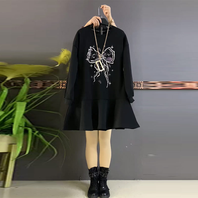 钉珠亮钻蝴蝶结长袖卫衣裙