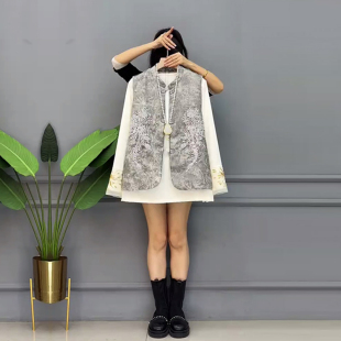 口打底衫 胖MM减龄立领盘扣花纹马甲大码 洋气拼色袖 加肥新中式 女装