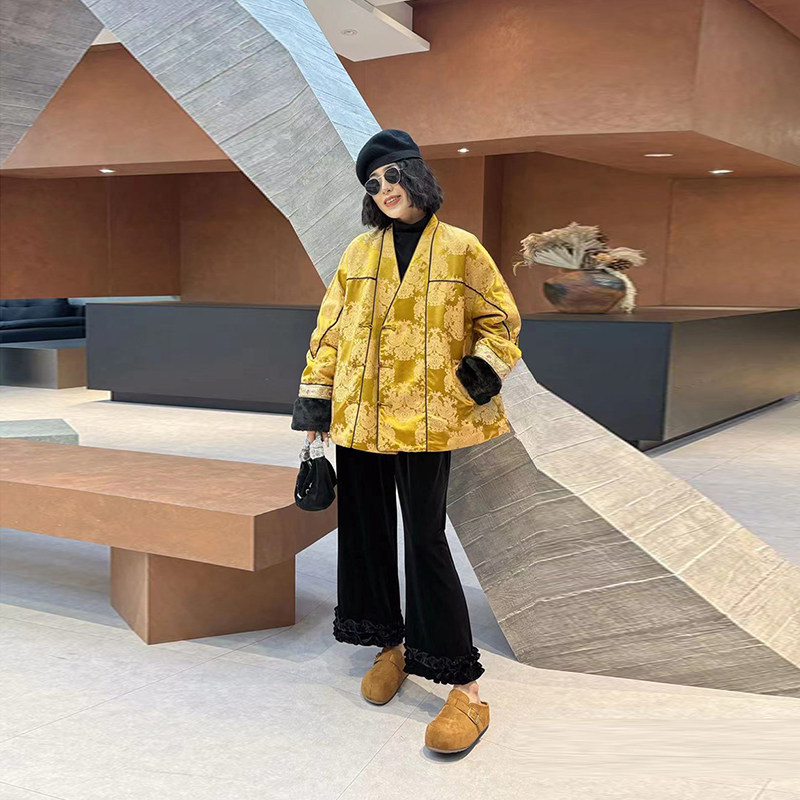 胖妹妹V领暗花新中式上衣加肥大码女装气质复古风秋冬款洋气棉服,女装/女士精品,常规大码外套,淘宝优惠券,粉丝福利购,淘宝优惠卷