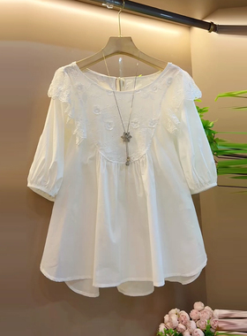 胖妹妹蕾丝荷叶肩短袖小衫宽松遮肚子大码女装白色小清新百搭上衣