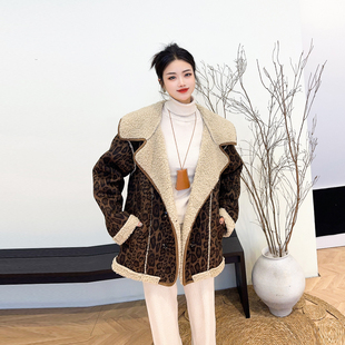 法式大码女装翻领毛边长袖豹纹羊羔毛外套加肥冬季款欧货洋气上衣