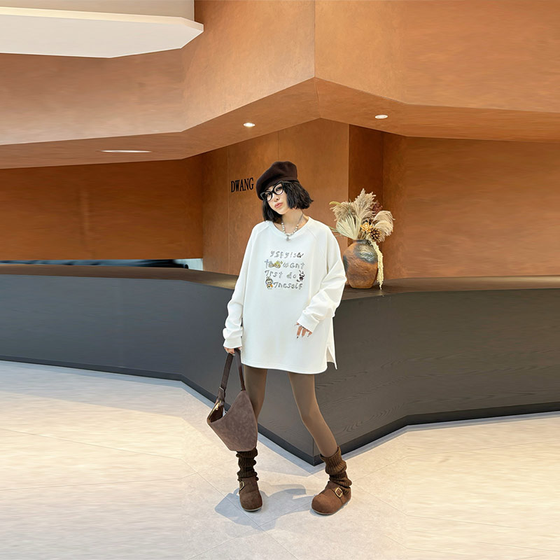 大码女装卡通图案字母上衣