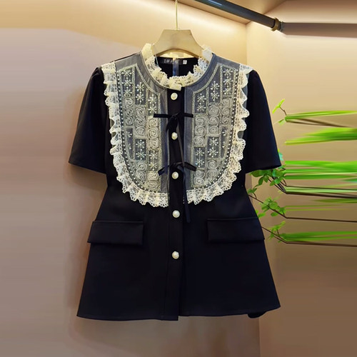 拼色蕾丝领短袖上衣连衣裙