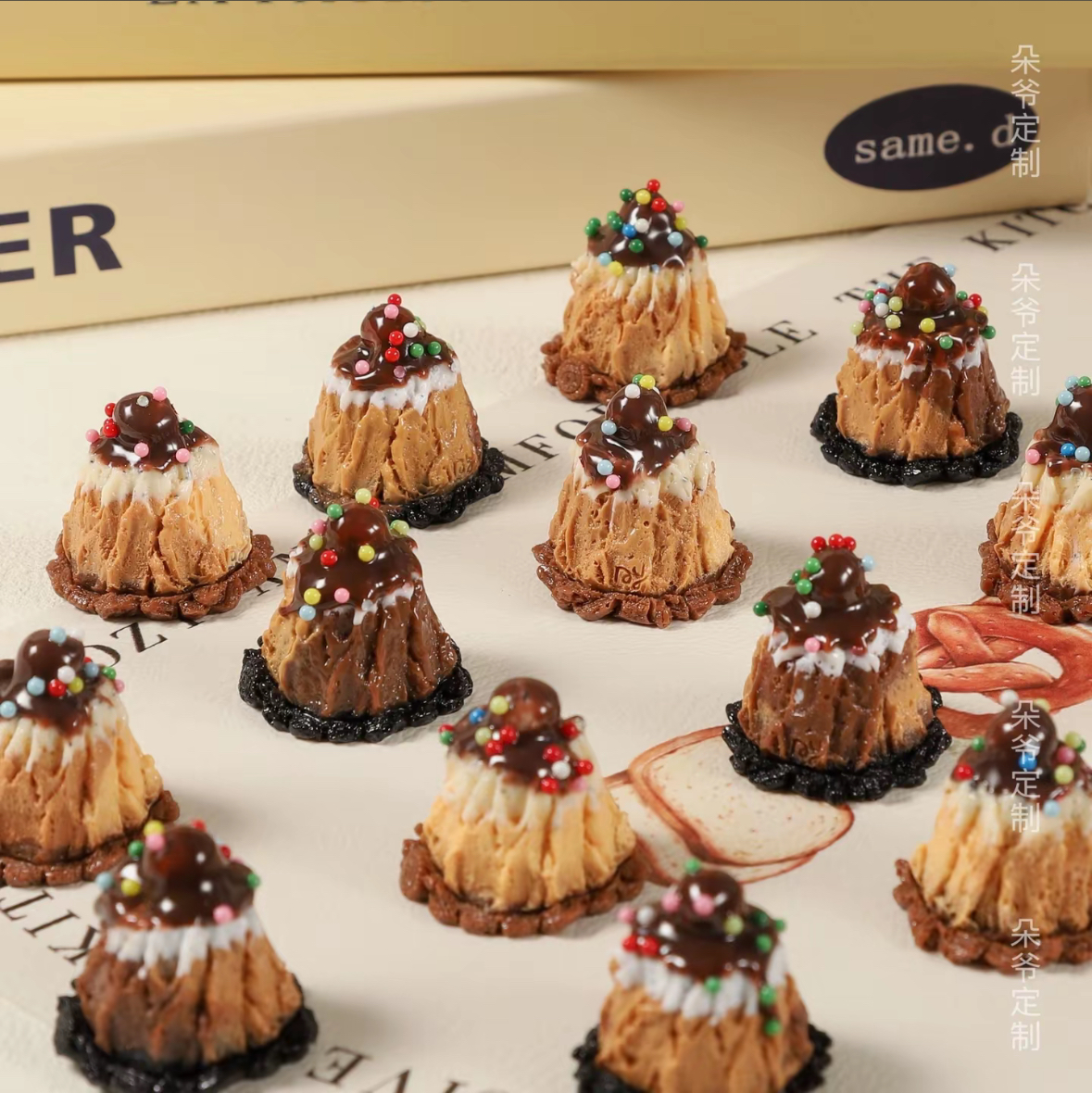 thumbnail for Duoyejia customized food toys cartoon simulation resin accessories food toys miniature accessories cream glue are inedible