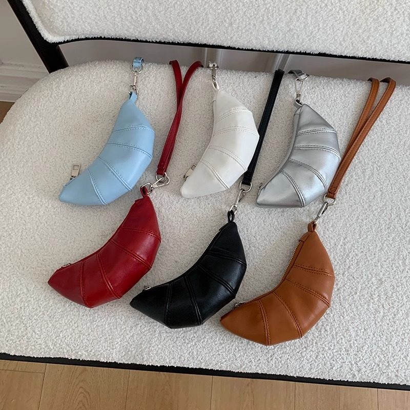 挂脖mini零钱包可爱牛角包设计感小众迷你凹造型斜挎口红耳机小包,箱包皮具/热销女包/男包,通用款女包,淘宝优惠券,粉丝福利购,淘宝优惠卷