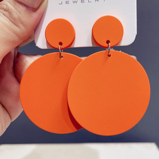 糖果彩色圆环耳环女2026年新款潮耳饰夸张气质小众设计感高级耳钉