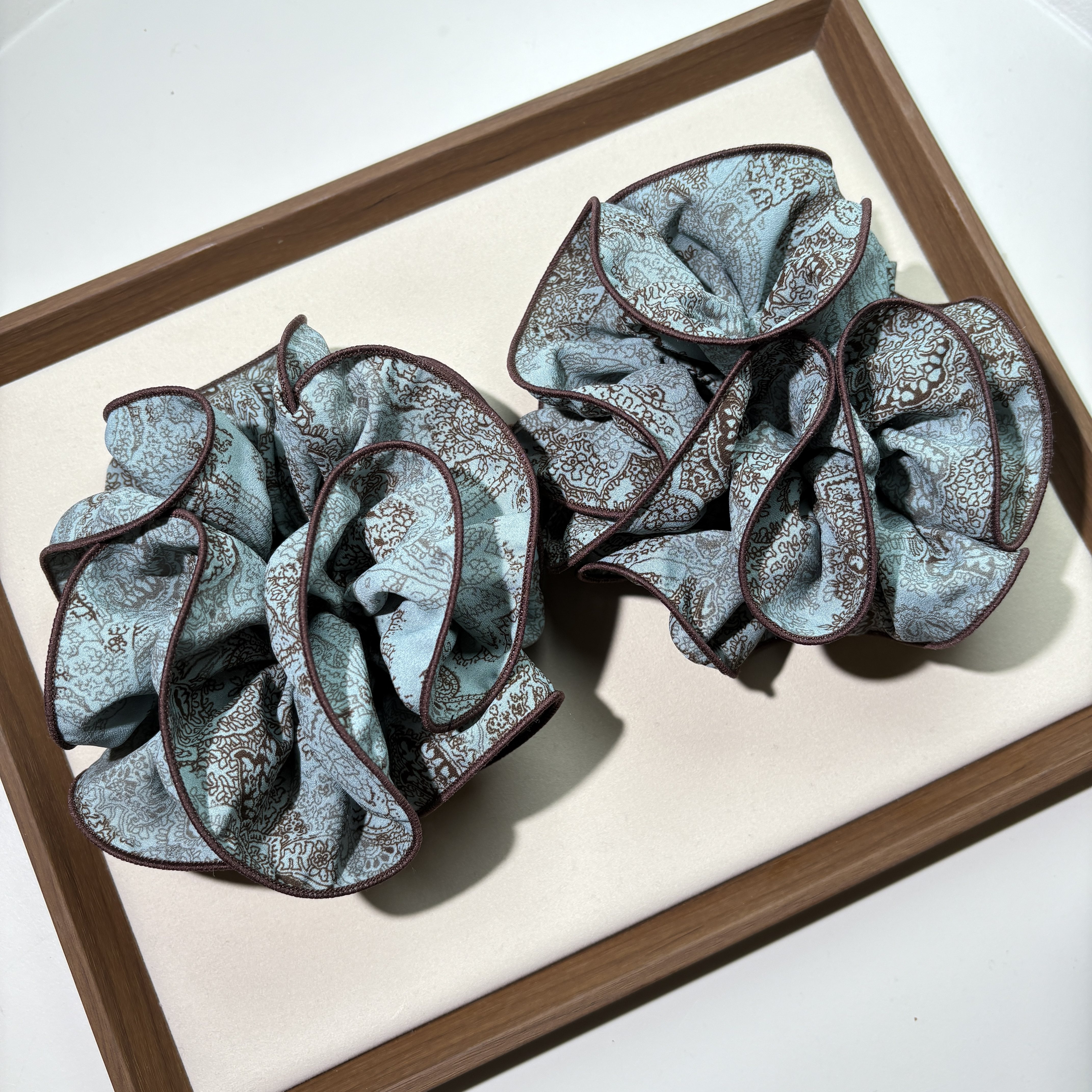复古多层墨绿腰果花大肠圈高级感丸子头头绳耐用低马尾皮筋发绳