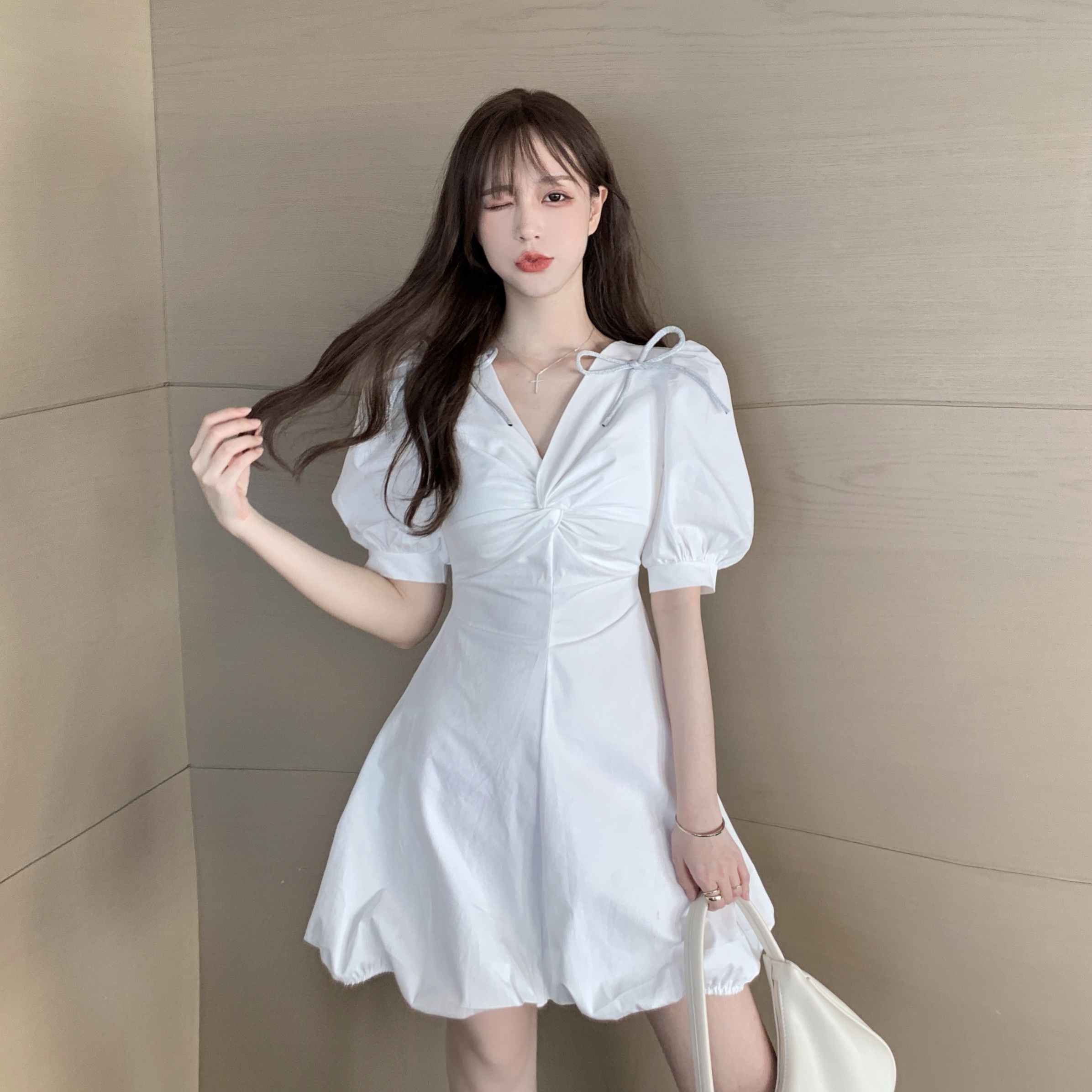 Real money real price! Bubble sleeve solid dress