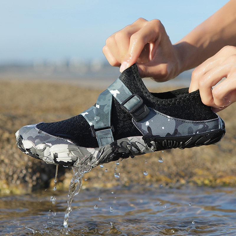 男女款户外速干沙滩鞋厚底防滑溯溪鞋便携防割涉水鞋跑步机健身鞋