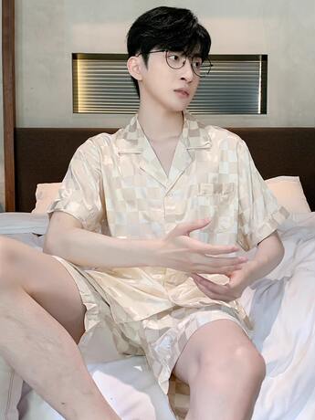 维多利亚高端男士睡衣夏2025新款冰丝短袖高级男生时尚真丝家居服