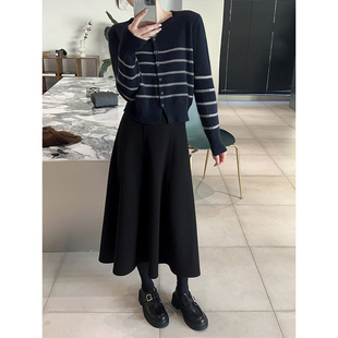 【特价】毛呢半身裙女小个子厚款a字裙秋冬新款设计感黑色裙子