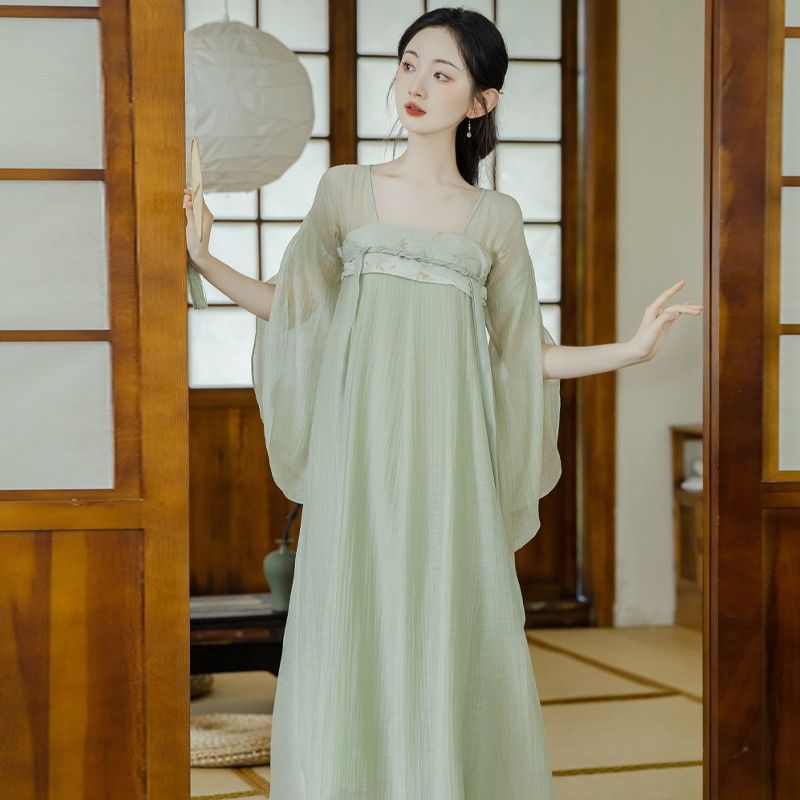 古风绿色仙气长裙齐胸唐装夏薄款