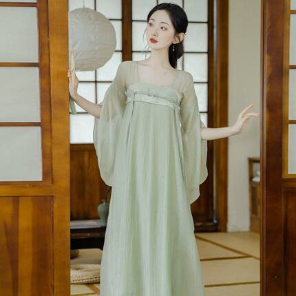 新中式古风广袖仙绿色连衣裙汉元素一字领齐胸飘逸夏收腰女夏长裙