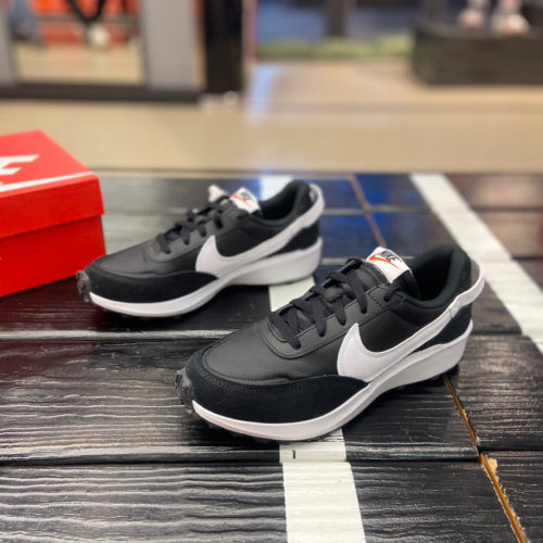 Nike/耐克 Waffle Debut男女华夫复古运动休闲减震跑鞋DH9522-001